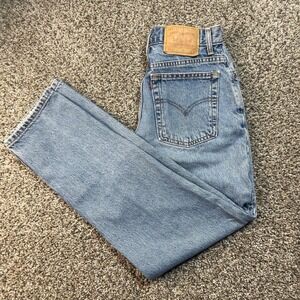 Vintage Levi's 550 Women's 26x29 Jeans Relaxed Fit Tapered Leg Light Wash 00s